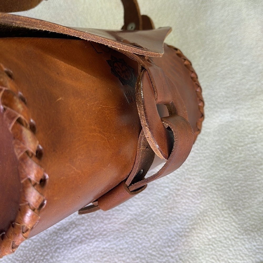 La Carmelita Handmade in Mexico Leather Cross Body Bag - Picture 7 of 9